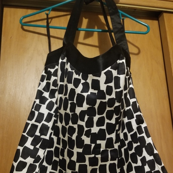 Top - Picture 2 of 3